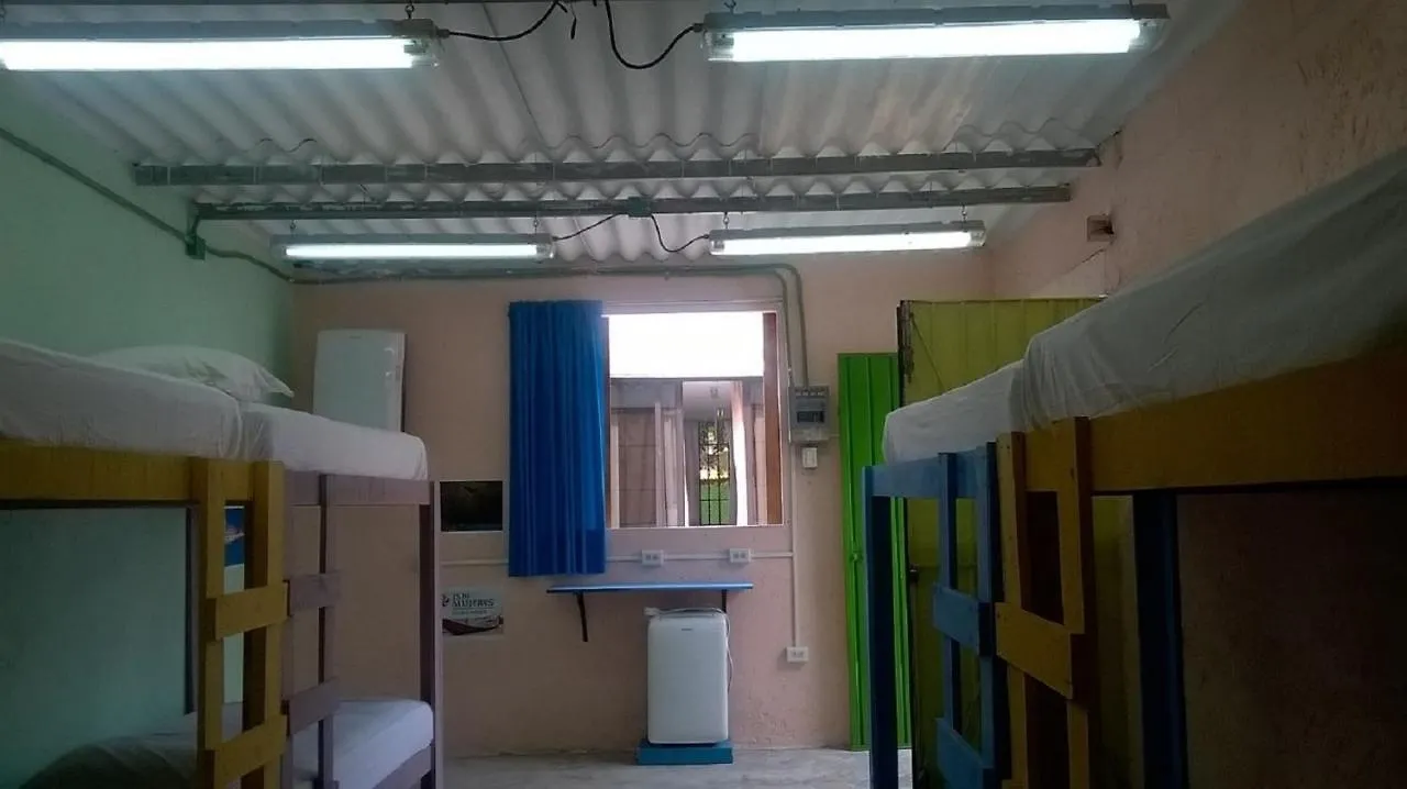 Hostel Balagan Cancún Bed & Breakfast