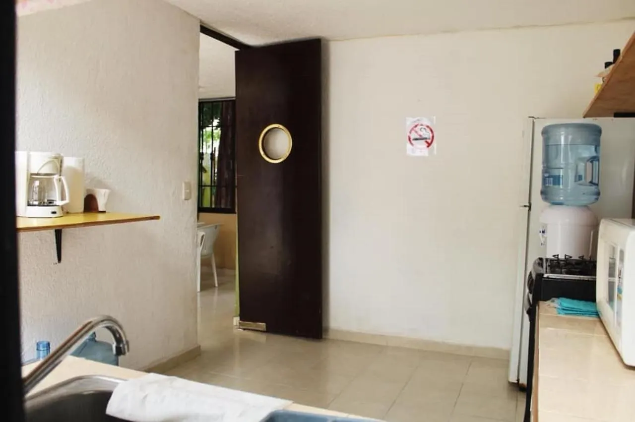 Bed & Breakfast Hostel Balagan Cancún