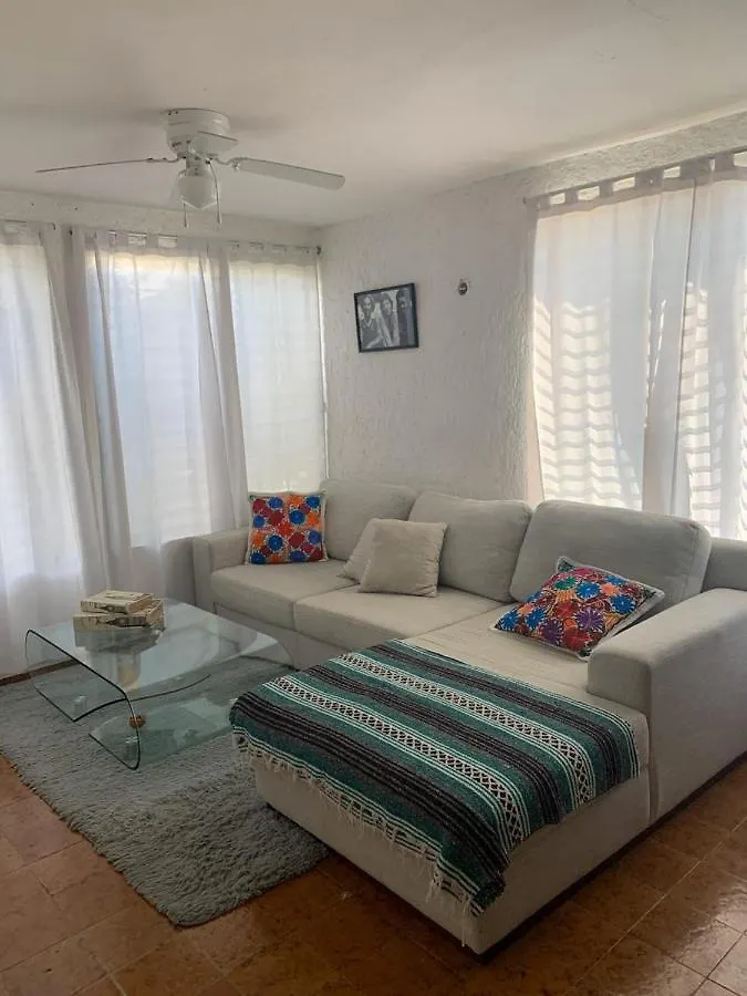 Bed & Breakfast Hostel Balagan Cancún